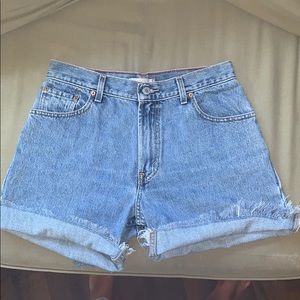 Levi High waisted shorts